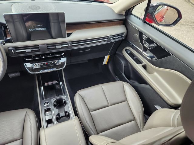 New 2026 Lincoln Corsair Reserve w/ Jet Appearance Package image 12