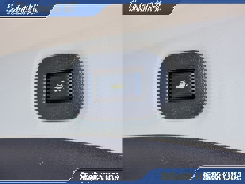 Used 2020 Nissan Rogue SL AWD/4WD image 17