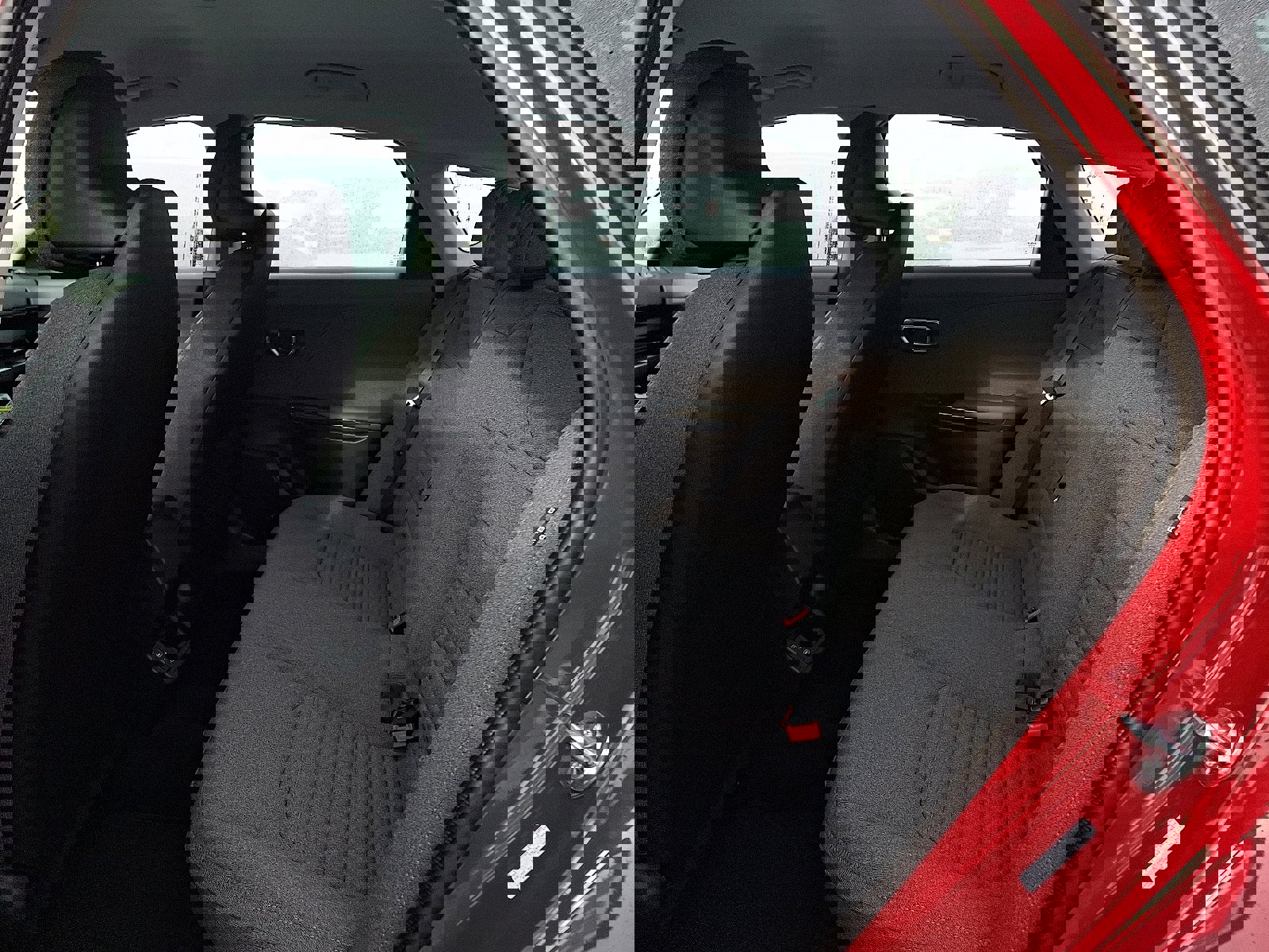 Used 2025 Kia K4 EX image 10