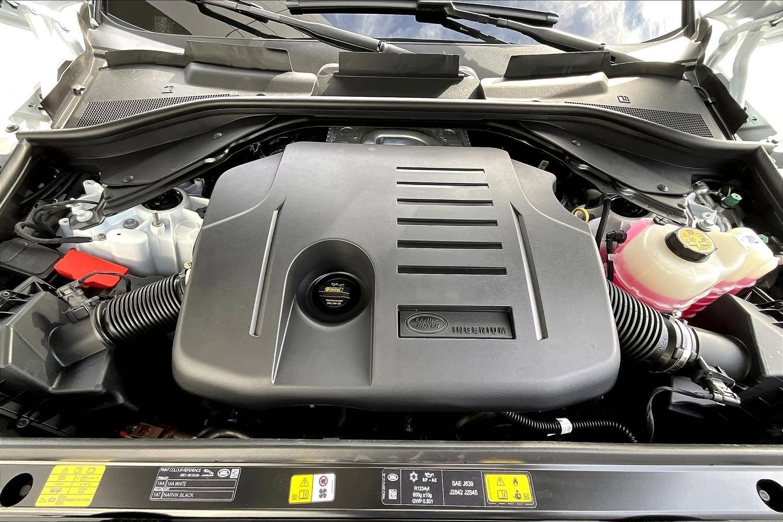 New 2026 Land Rover Range Rover Sport SE image 11