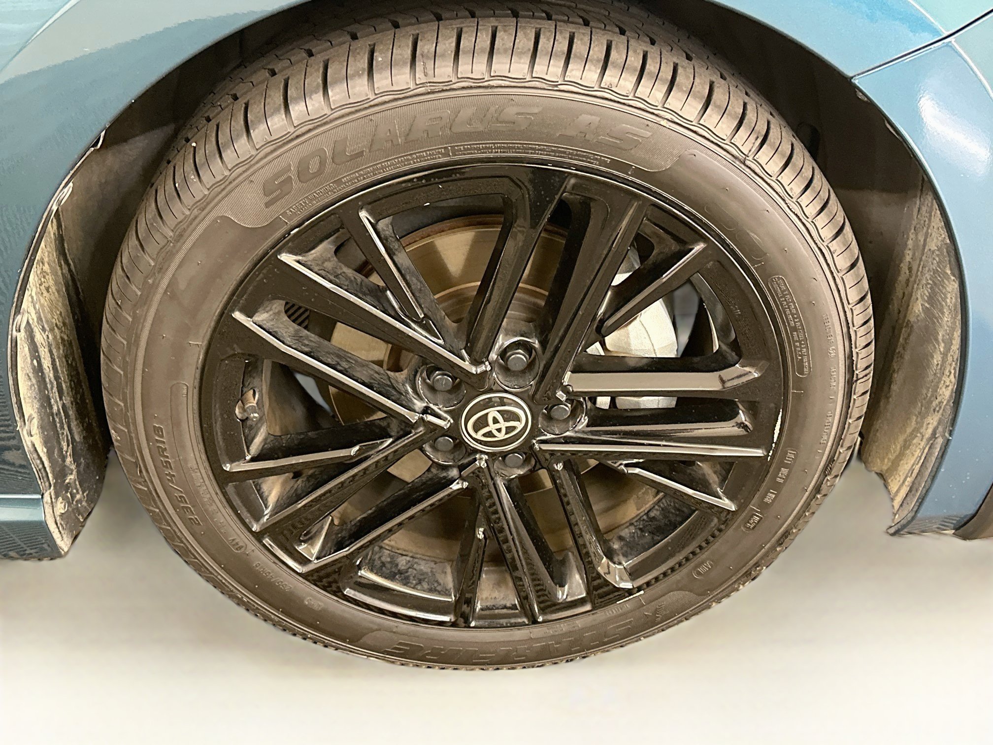 Used 2025 Toyota Camry SE FWD image 11