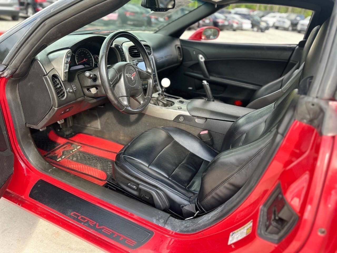 Used 2005 Chevrolet Corvette Convertible w/ Preferred Equipment Group image 17