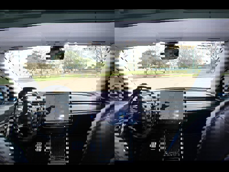 Used 2018 Tesla Model 3 Performance image 18