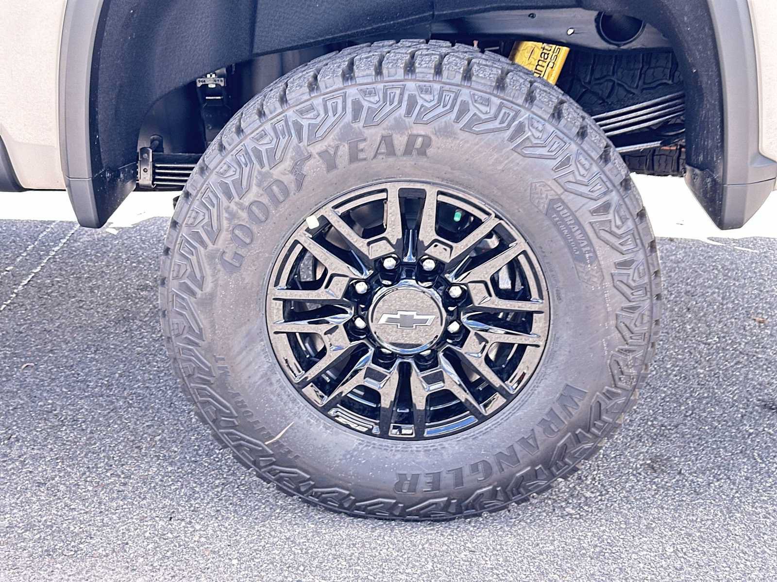 New 2026 Chevrolet Silverado 2500 ZR2 w/ LPO, Dark Essentials Package AWD/4WD image 12