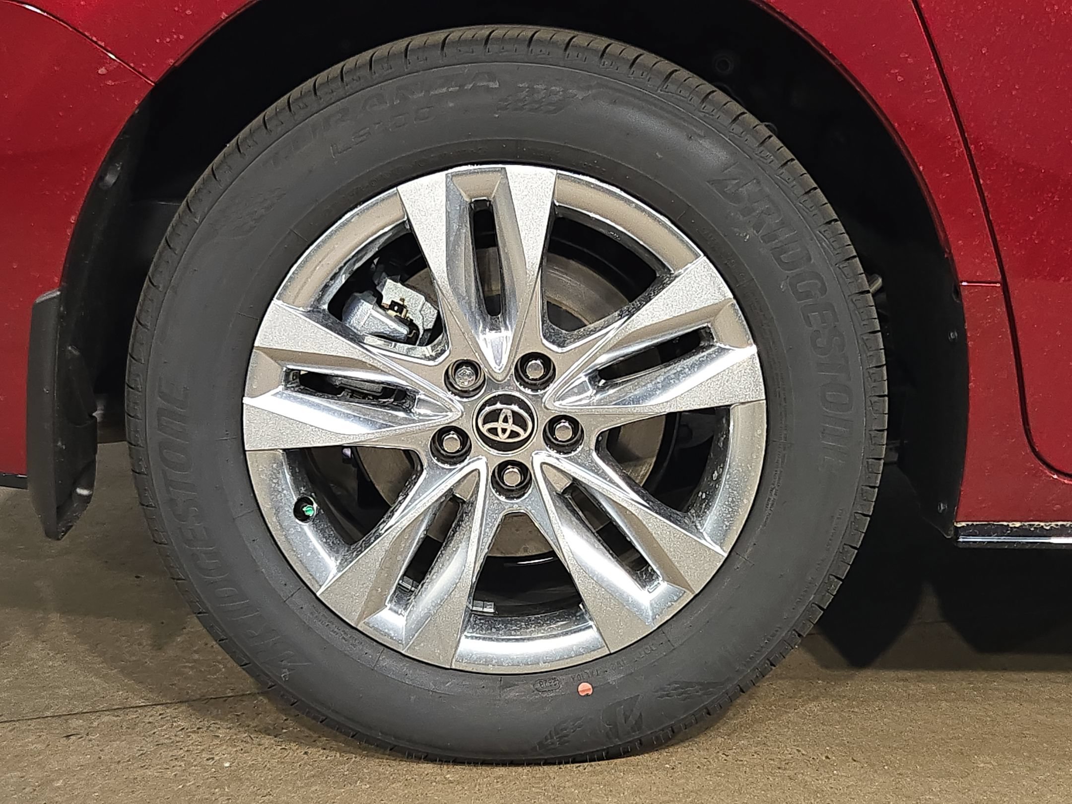 New 2026 Toyota Sienna Limited FWD image 13