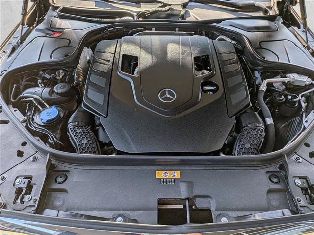 Used 2018 Mercedes-Benz S 560 Sedan image 22