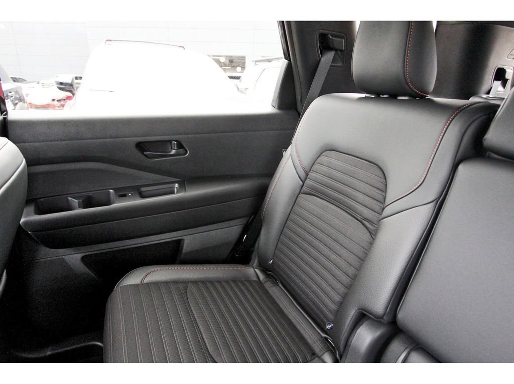 New 2026 Nissan Pathfinder Rock Creek AWD/4WD image 9