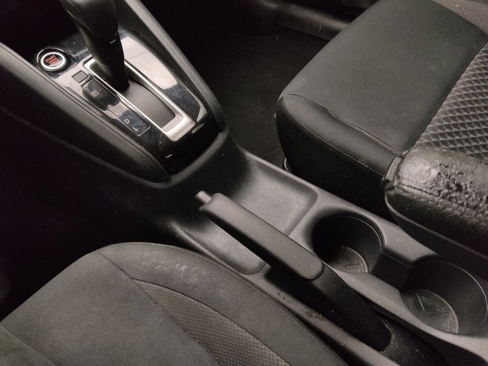 Used 2020 Nissan Versa S image 26