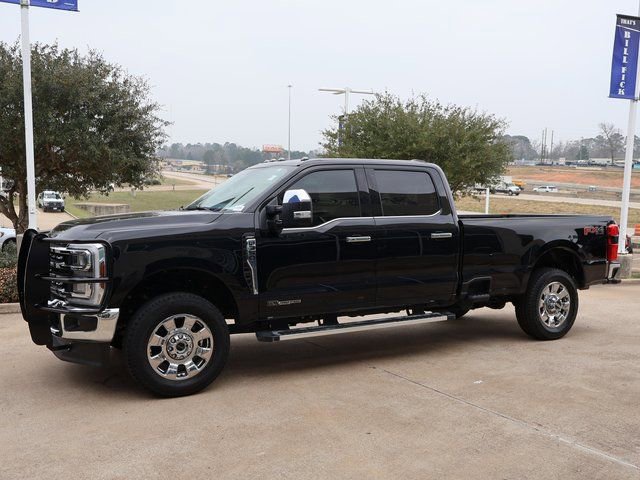 Certified 2025 Ford F350 Lariat w/ Chrome Package image 8