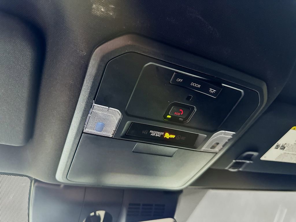 Used 2025 Toyota Tacoma TRD Sport image 30