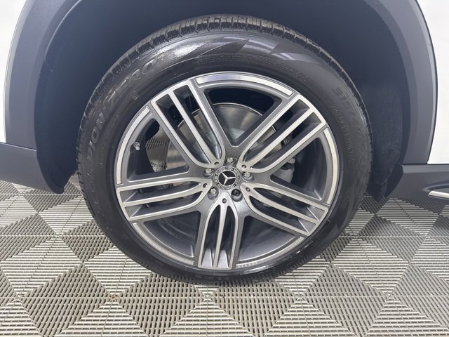 New 2026 Mercedes-Benz GLS 450 4MATIC image 9