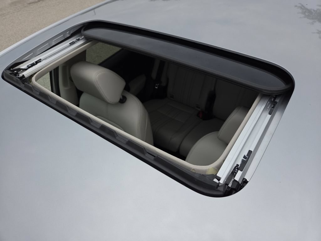 New 2027 Honda HR-V EX-L image 3