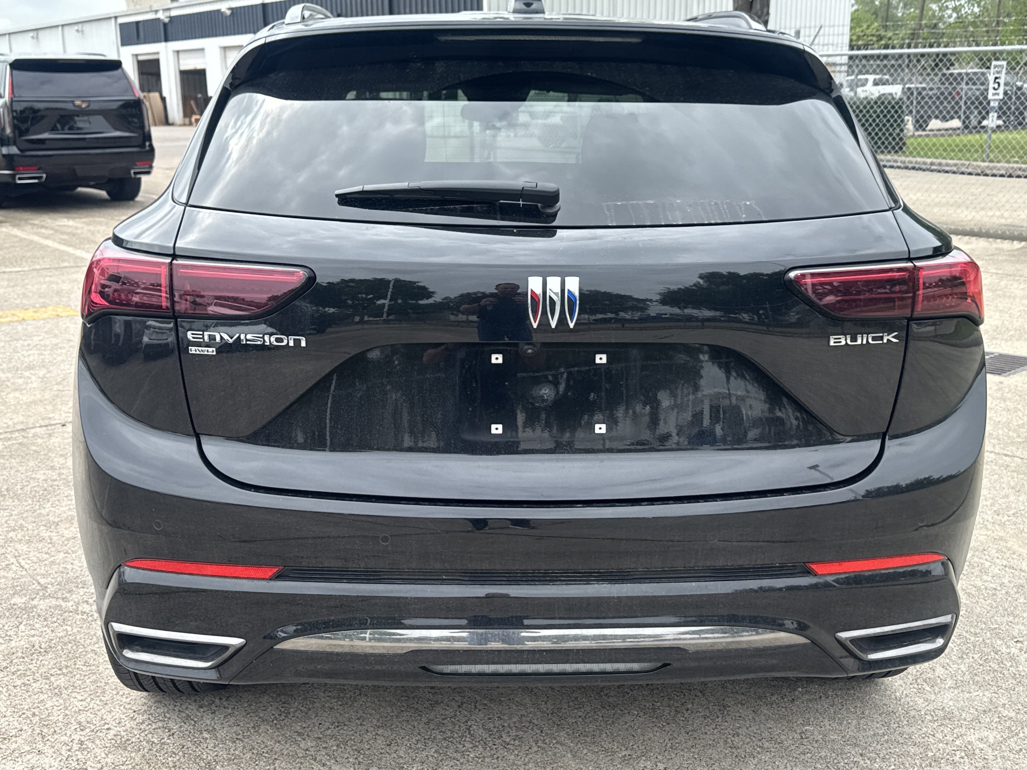 Used 2025 Buick Envision Sport Touring AWD/4WD image 12