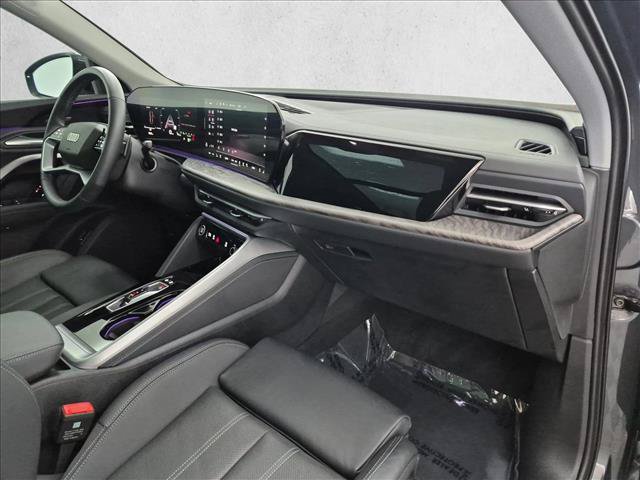 Used 2025 Audi Q5 Premium Plus w/ Premium Plus AWD/4WD image 26