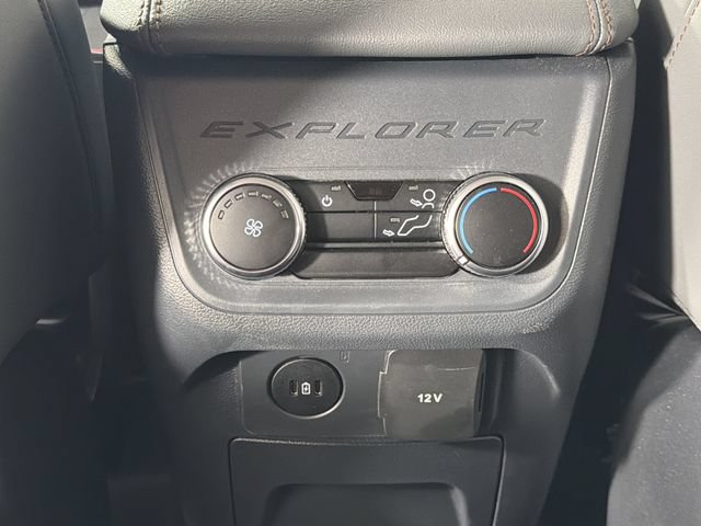 Used 2026 Ford Explorer Active w/ Active Comfort Package RWD image 24
