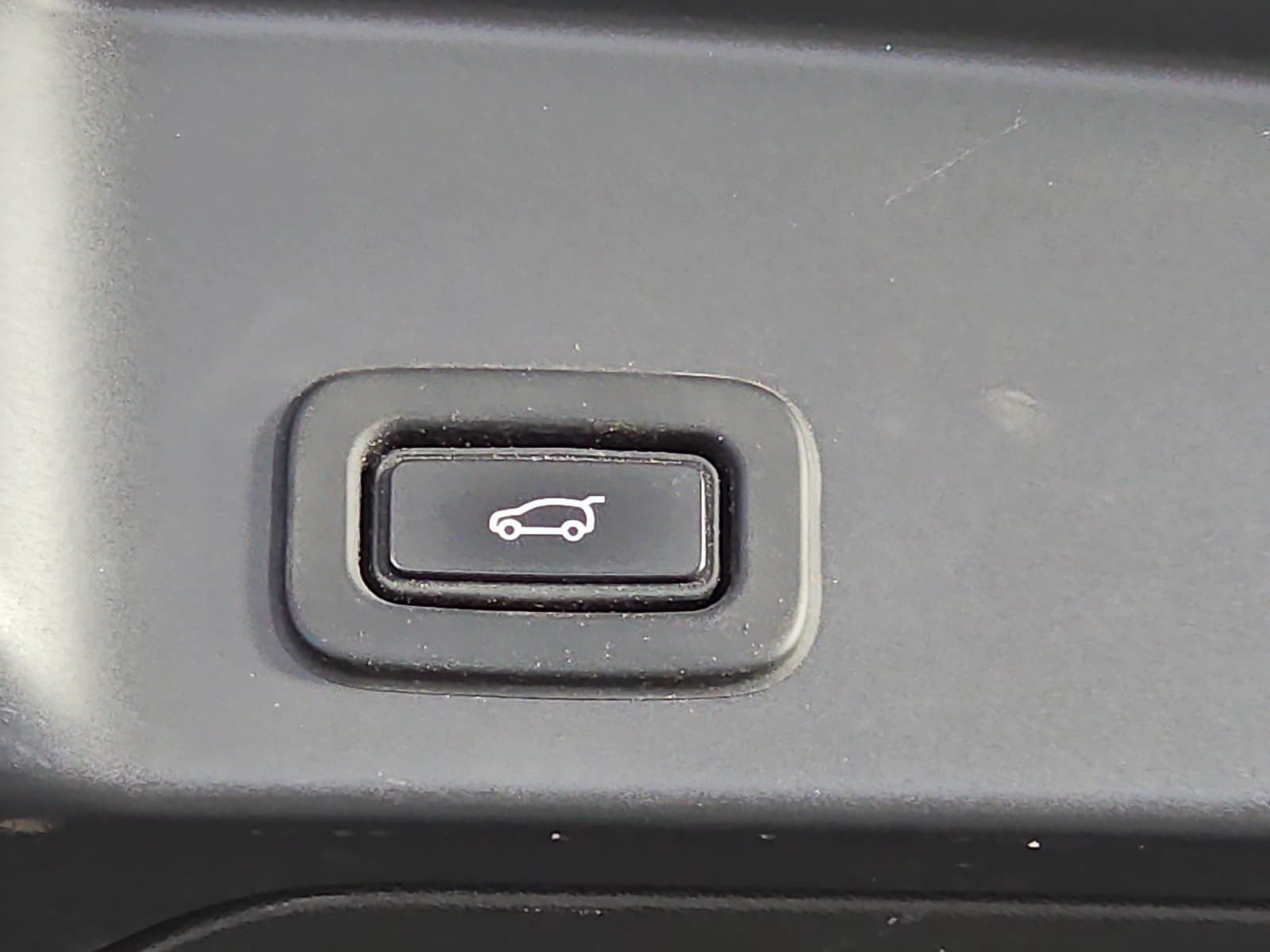 Used 2020 Land Rover Range Rover Evoque SE AWD/4WD image 13
