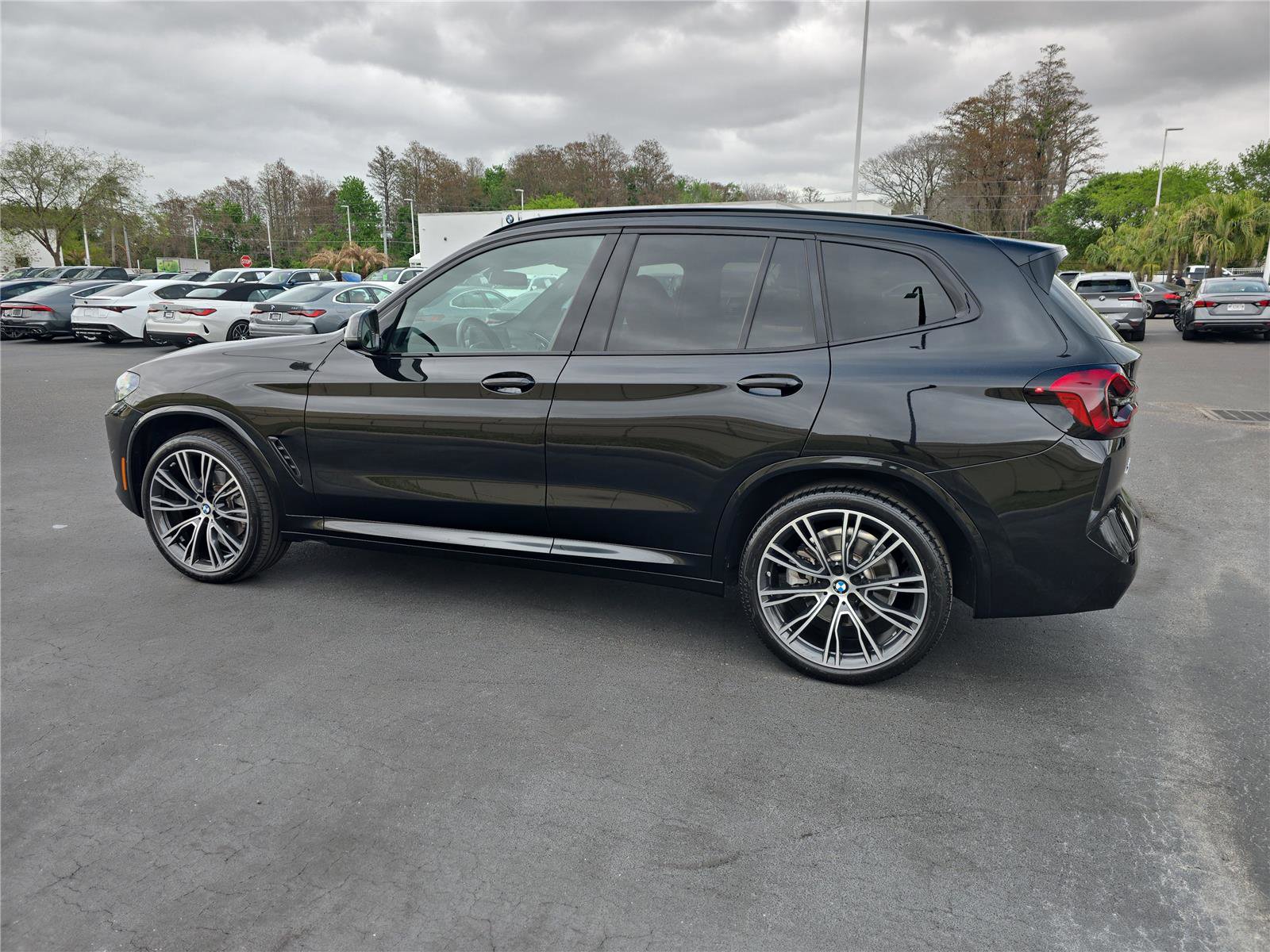 Used 2024 BMW X3 xDrive30i w/ M Sport Package image 6