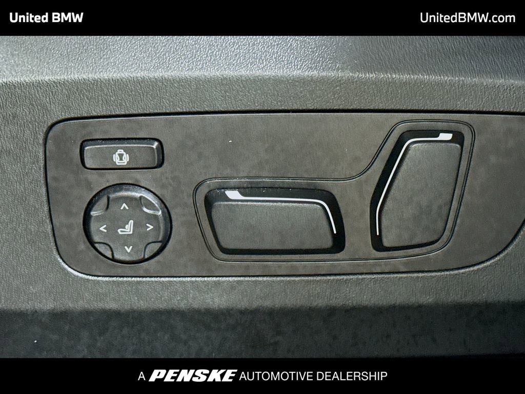 Used 2025 BMW X3 xDrive30i w/ Premium Package AWD/4WD image 4