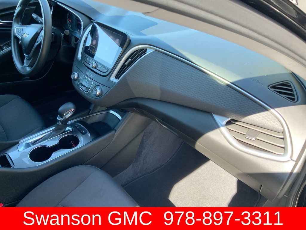 Used 2022 Chevrolet Malibu LS w/ Driver Confidence Package II image 28