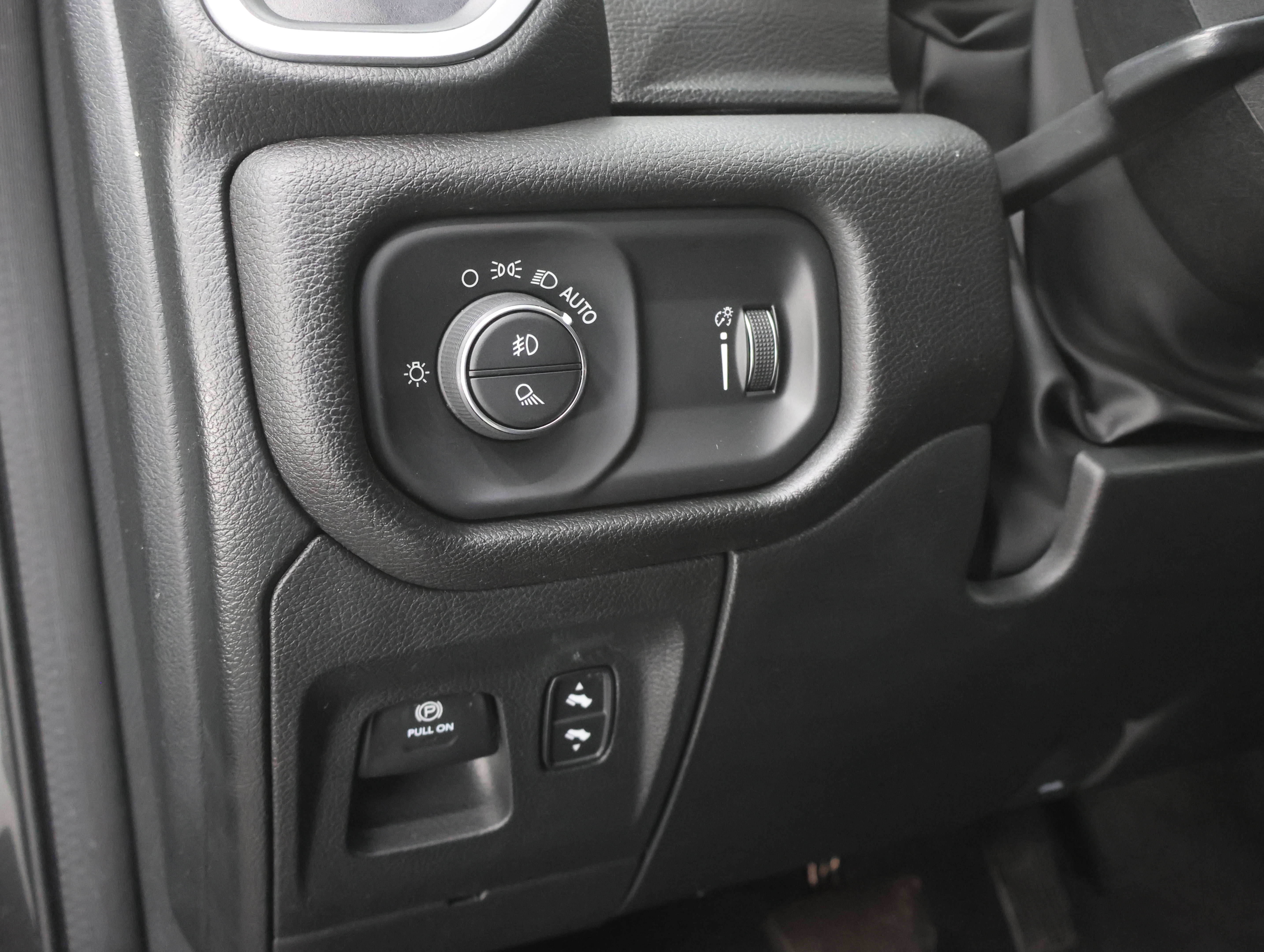 Used 2023 RAM 1500 Big Horn image 40