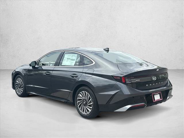Certified 2025 Hyundai Sonata Limited image 9