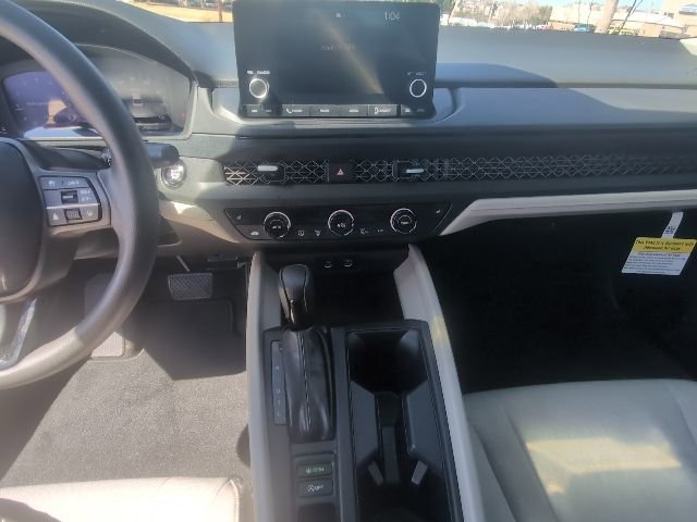 Used 2023 Honda Accord EX image 20