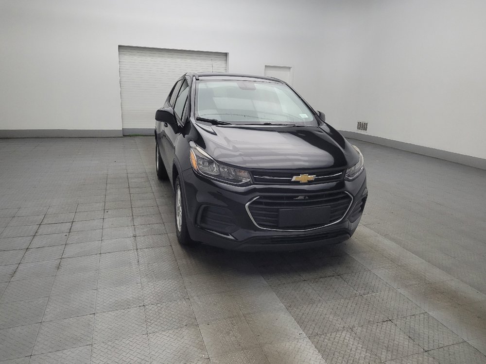 Used 2021 Chevrolet Trax LS w/ Tint and Cruise Package FWD image 13