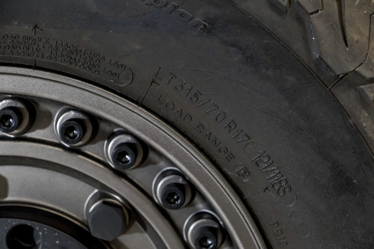 Used 2019 Ford F150 Raptor w/ Equipment Group 802A Luxury image 66