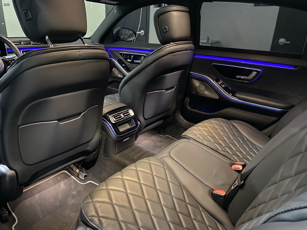 Used 2023 Mercedes-Benz S 580 4MATIC Sedan image 5