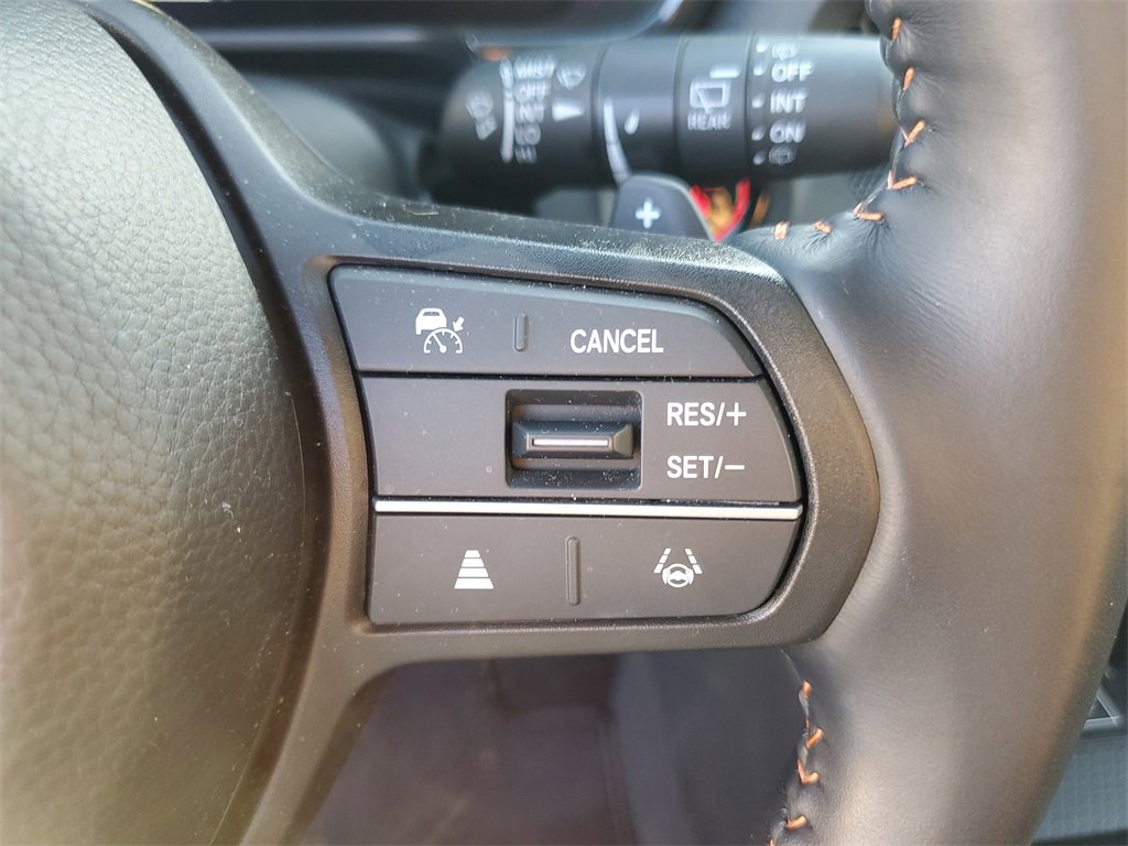 Used 2025 Honda CR-V Sport-L image 28