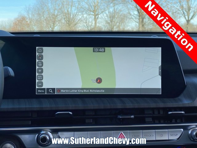 Used 2025 Kia Telluride AWD image 29