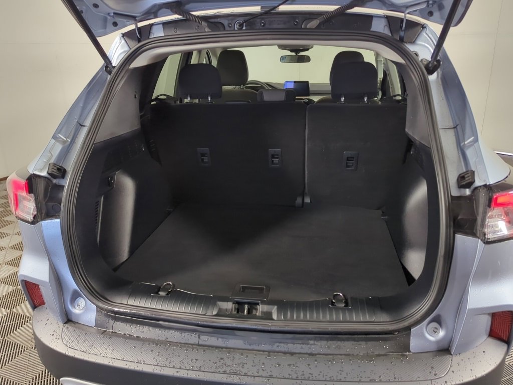 Used 2022 Ford Escape SE image 8