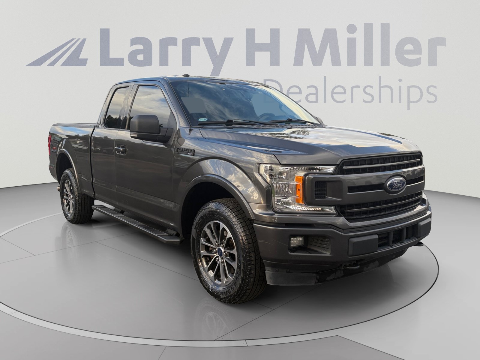 Used 2018 Ford F150 XLT w/ Equipment Group 302A Luxury AWD/4WD image 7