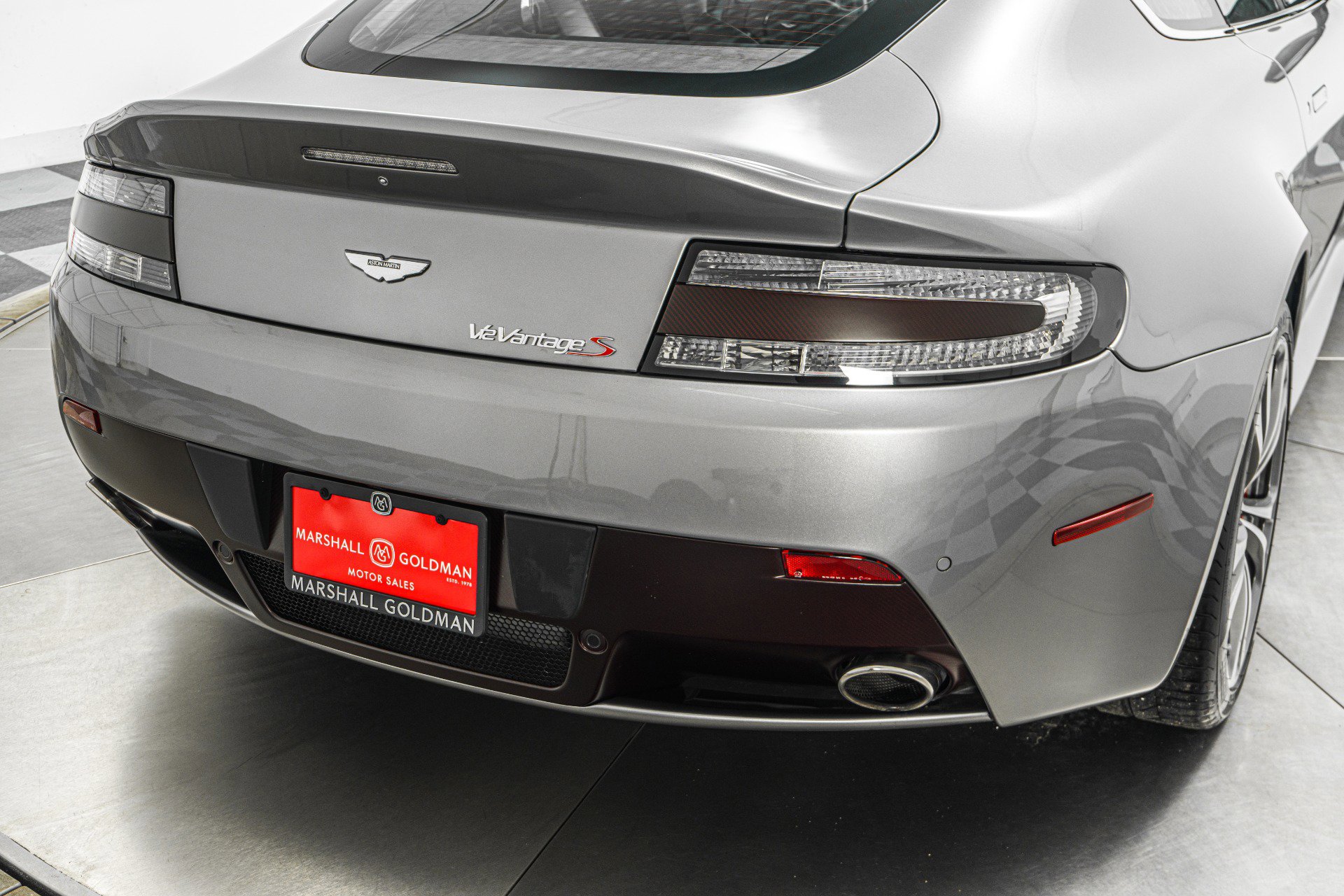 Used 2017 Aston Martin V12 Vantage S image 41