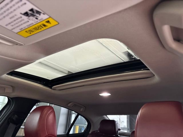 Used 2023 MAZDA MAZDA3 s image 14