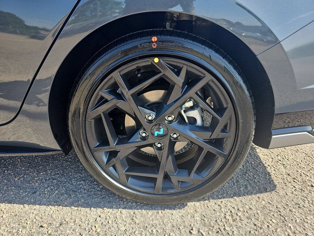 New 2026 Hyundai Elantra N Line FWD image 9