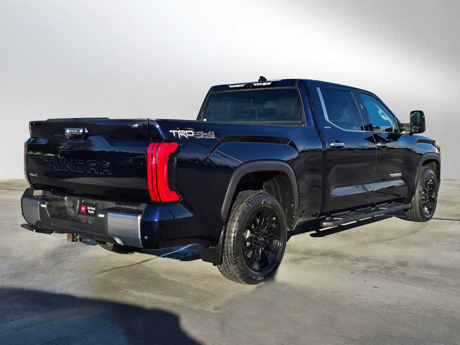 Used 2023 Toyota Tundra Limited w/ TRD Off-Road Package image 3