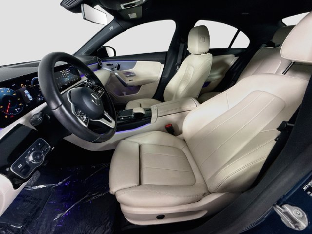 Used 2021 Mercedes-Benz CLA 250 image 21