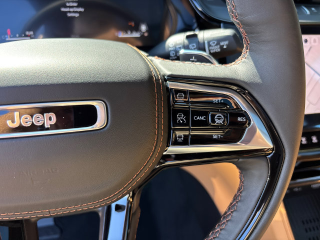 New 2027 Jeep Grand Cherokee Summit AWD/4WD image 22