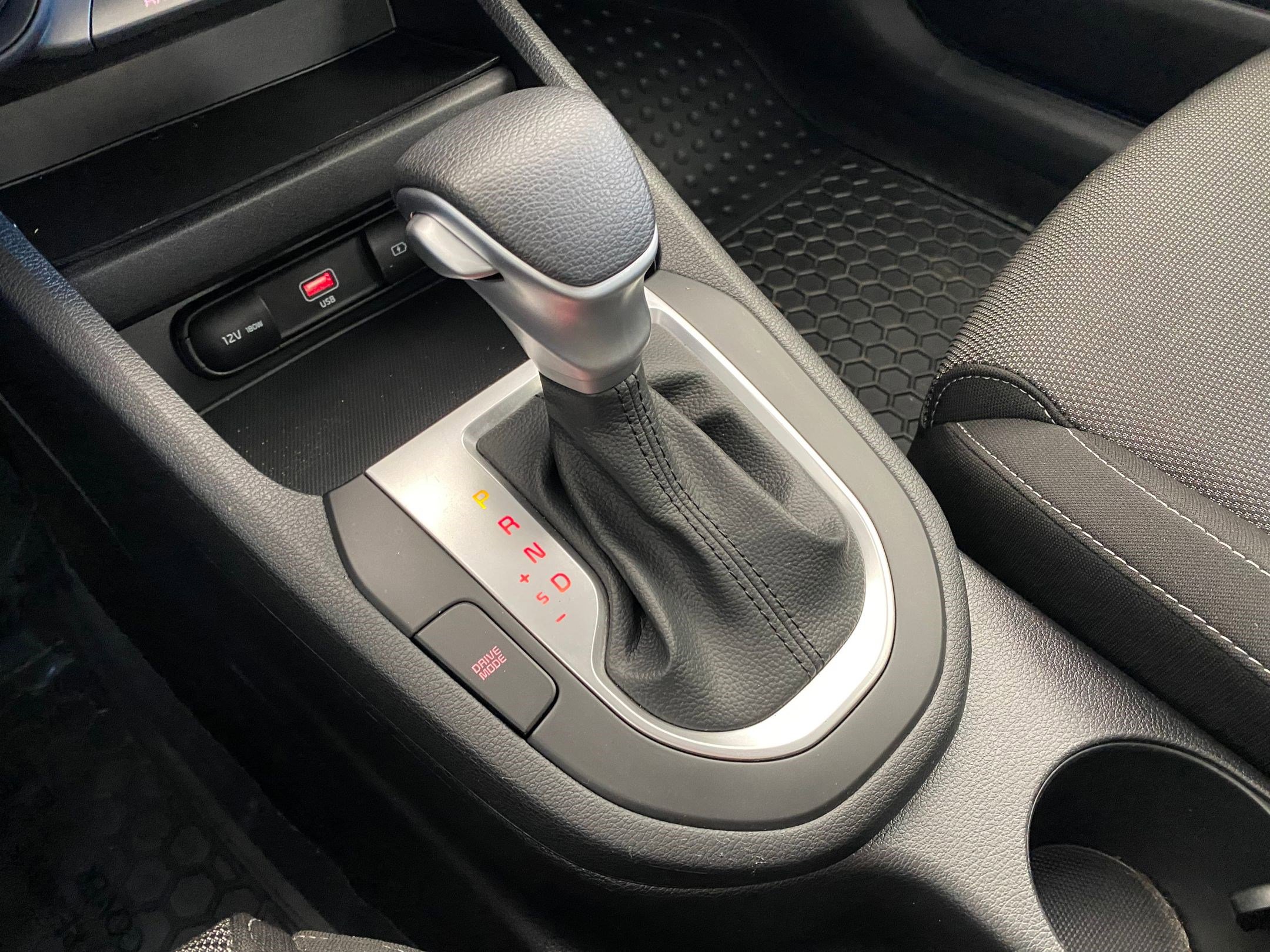 Used 2024 Kia Forte LXS w/ LXS Technology Package image 17