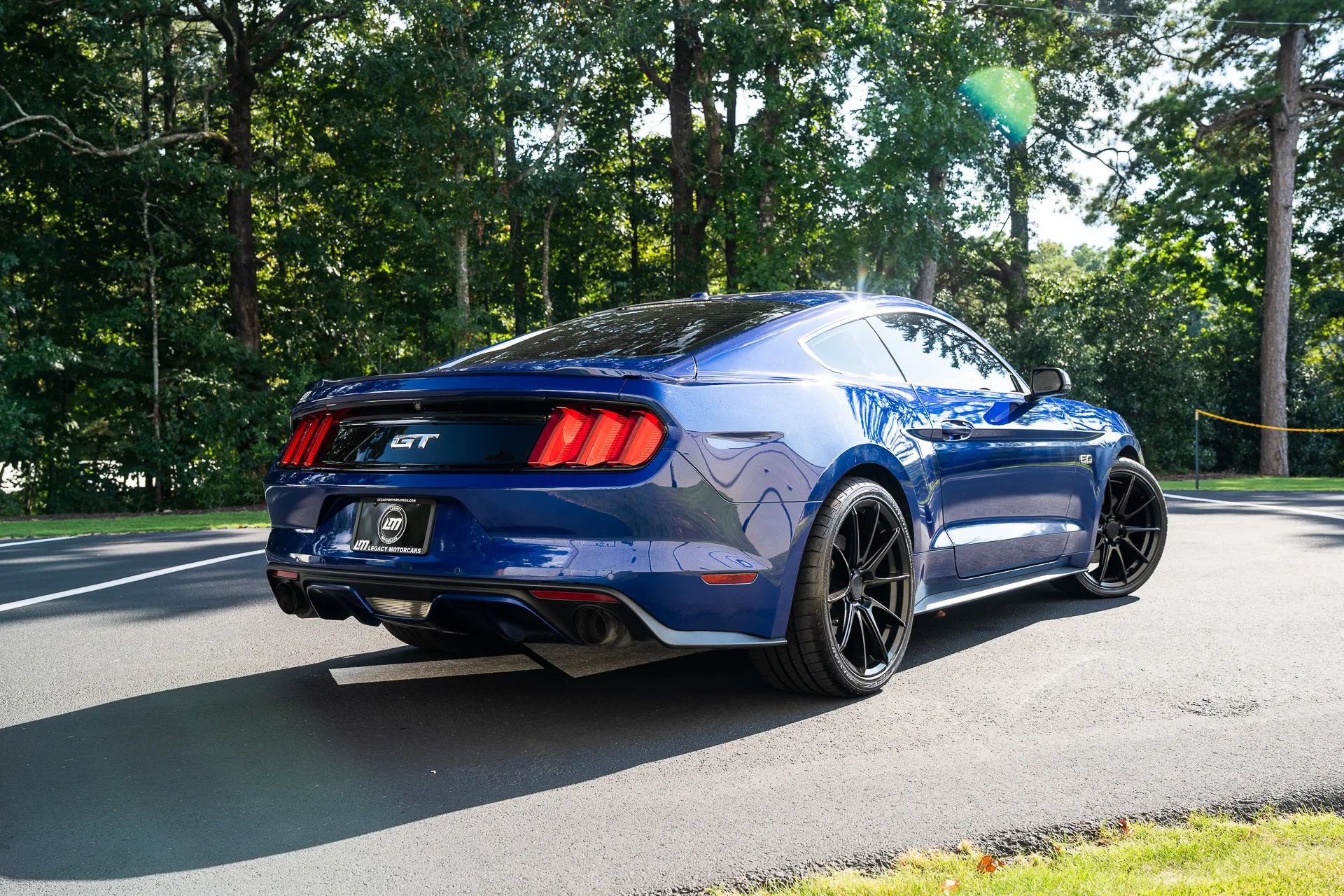 Used 2015 Ford Mustang GT Premium w/ Equipment Group 401A RWD image 2