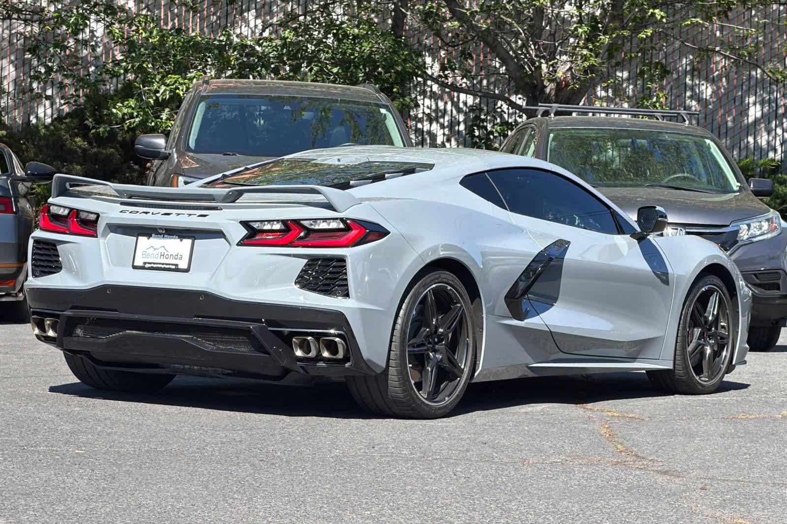Used 2024 Chevrolet Corvette Stingray Coupe w/ Z51 Performance Package RWD image 2