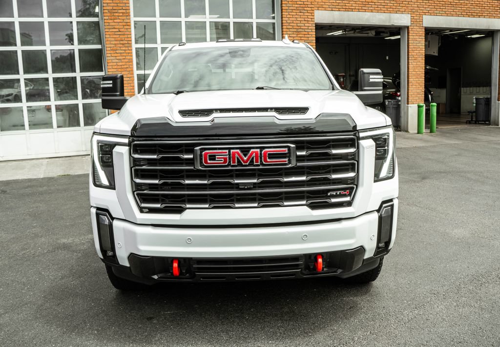 Used 2024 GMC Sierra 2500 AT4 w/ AT4 Preferred Package AWD/4WD image 32