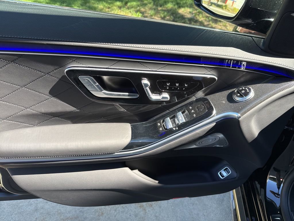 New 2025 Mercedes-Benz S 580 4MATIC Sedan image 16