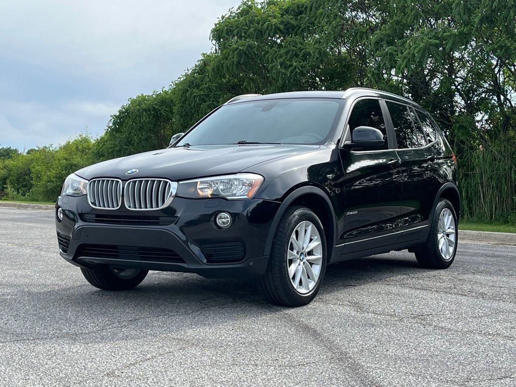 Used 2017 BMW X3 xDrive28i AWD/4WD image 3