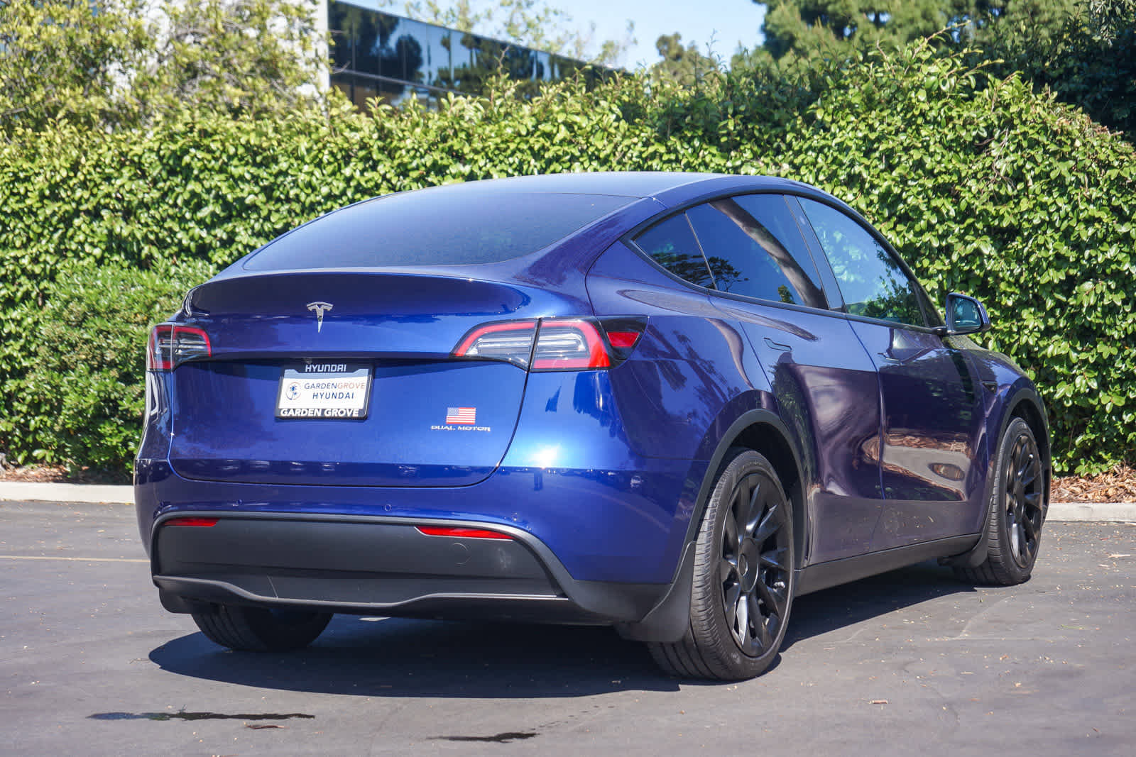 Used 2021 Tesla Model Y Long Range image 6