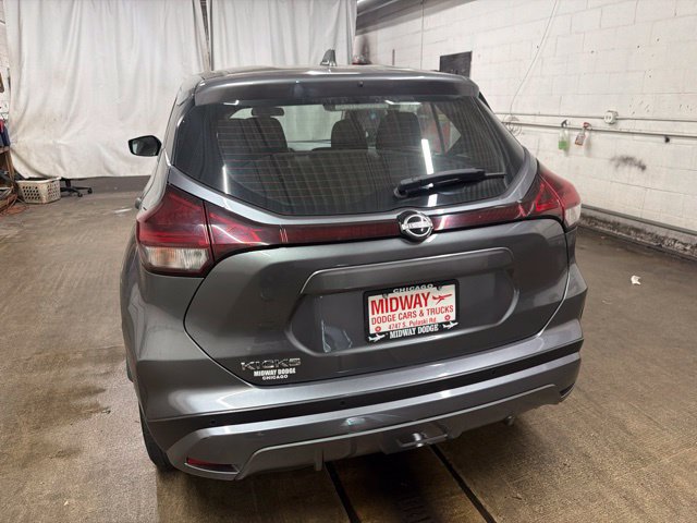 Used 2023 Nissan Kicks S FWD image 6