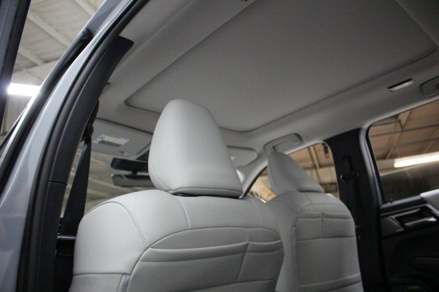 New 2026 Mitsubishi Outlander SE image 23