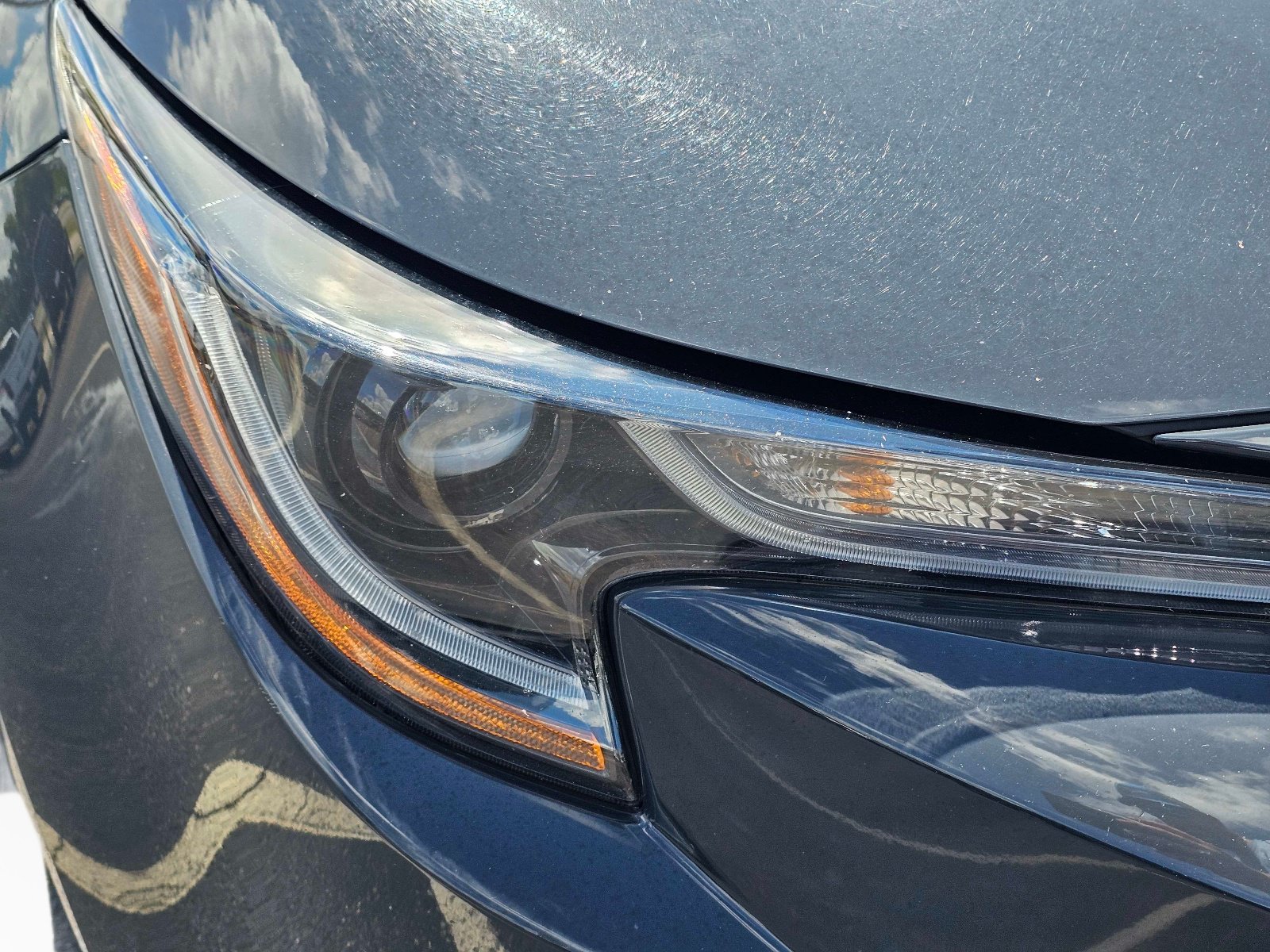 Used 2023 Toyota Corolla LE FWD image 4