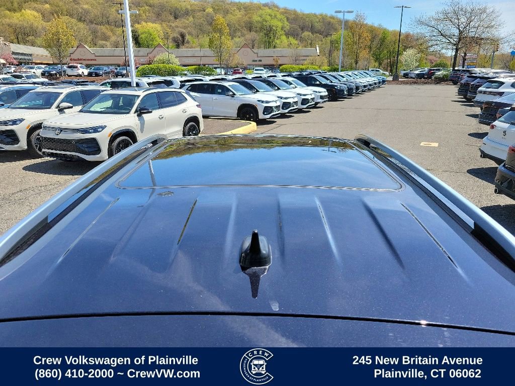 Used 2020 Volkswagen Tiguan SEL Premium R-Line w/ 3rd Row Seat Package AWD/4WD image 31